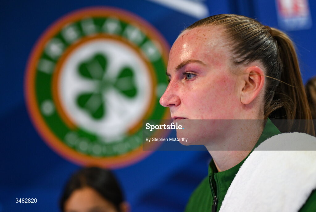 9 June 2026; Republic of Ireland goalkeeper Courtney Brosnan before the 2027 FIFA Women’s World Cup Qualifier match between France and Republic of Ireland at Stade des Alpes in Grenoble, France. Photo by Stephen McCarthy/Sportsfile