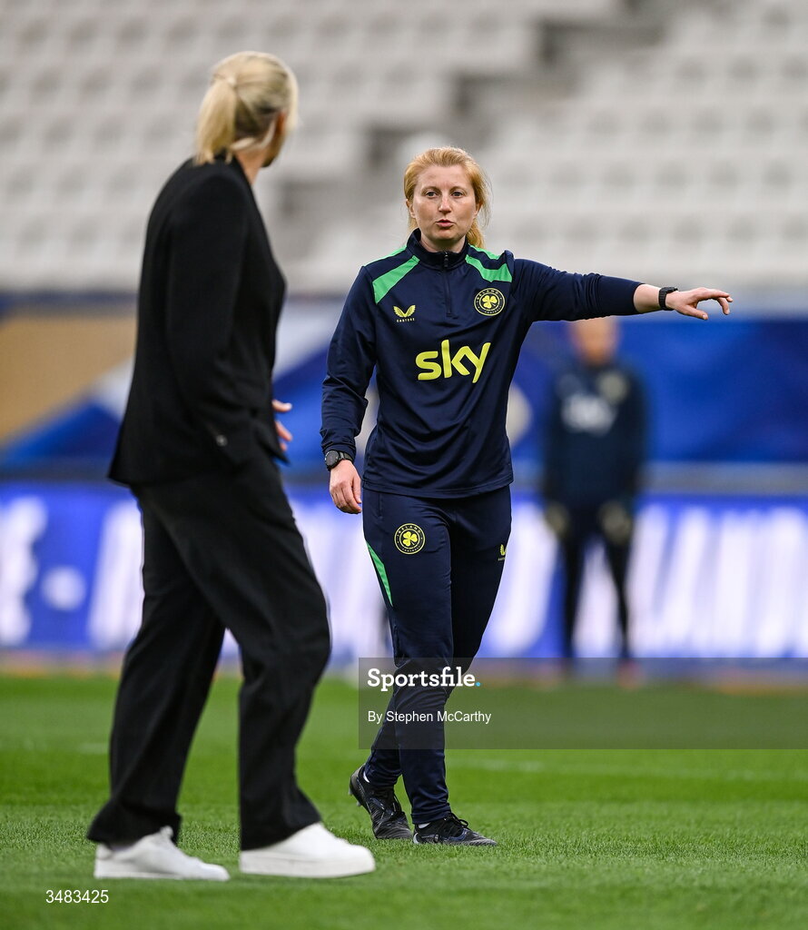 9 June 2026; Republic of Ireland performance coach Holly Pickett and head coach Carla Ward before the 2027 FIFA Women’s World Cup Qualifier match between France and Republic of Ireland at Stade des Alpes in Grenoble, France. Photo by Stephen McCarthy/Sportsfile