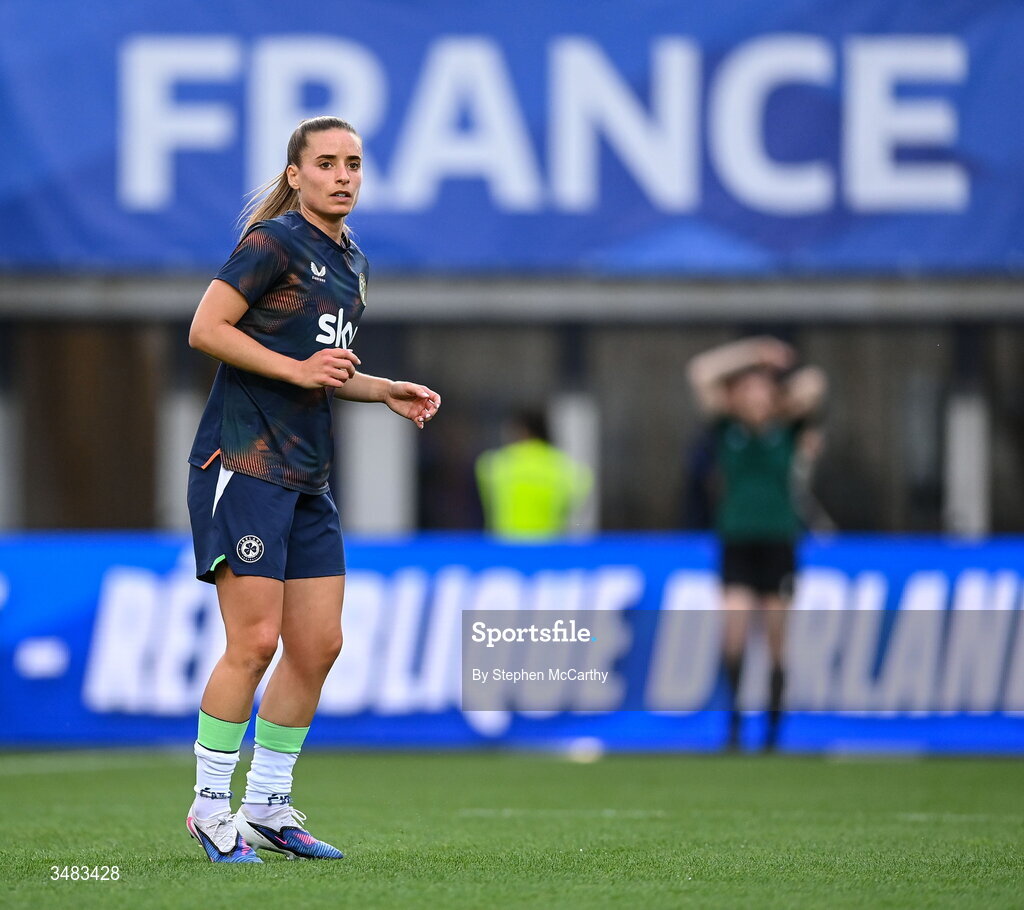9 June 2026; Chloe Mustaki of Republic of Ireland before the 2027 FIFA Women’s World Cup Qualifier match between France and Republic of Ireland at Stade des Alpes in Grenoble, France. Photo by Stephen McCarthy/Sportsfile