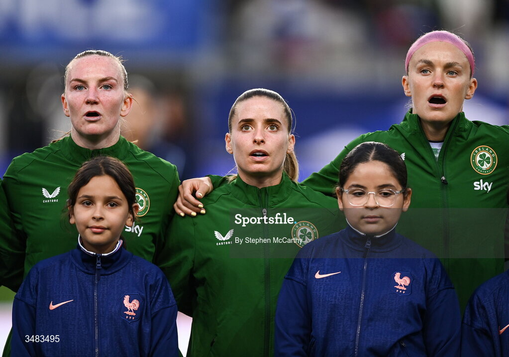 9 June 2026; Republic of Ireland players, from left, goalkeeper Courtney Brosnan, Chloe Mustaki and Caitlin Hayes before the 2027 FIFA Women’s World Cup Qualifier match between France and Republic of Ireland at Stade des Alpes in Grenoble, France. Photo by Stephen McCarthy/Sportsfile