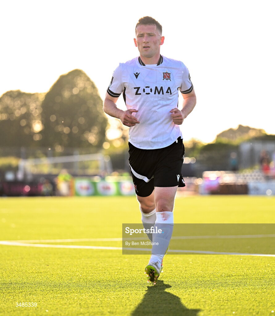 29 May 2026; Bobby Burns of Dundalk during the SSE Airtricity Men’s Premier Division match between Dundalk and Derry City at Oriel Park in Dundalk, Louth. Photo by Ben McShane/Sportsfile