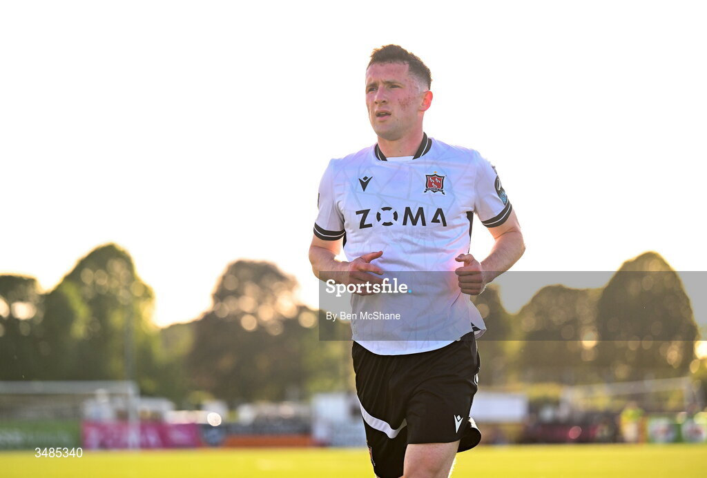 29 May 2026; Bobby Burns of Dundalk during the SSE Airtricity Men’s Premier Division match between Dundalk and Derry City at Oriel Park in Dundalk, Louth. Photo by Ben McShane/Sportsfile