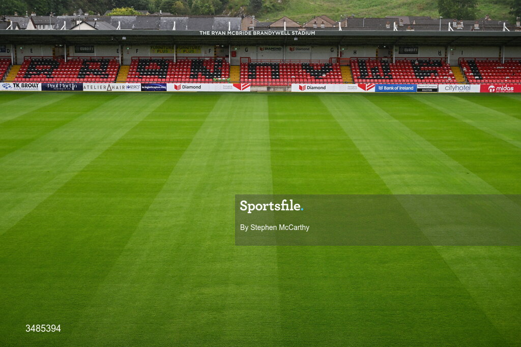 12 June 2026; A general view of the newly laid hybrid pitch of The Ryan McBride Brandywell Stadium ahead of the SSE Airtricity Men’s Premier Division match between Derry City and Bohemians at Derry City's temporary home Find Insurance Celtic Park in Derry. Photo by Stephen McCarthy/Sportsfile