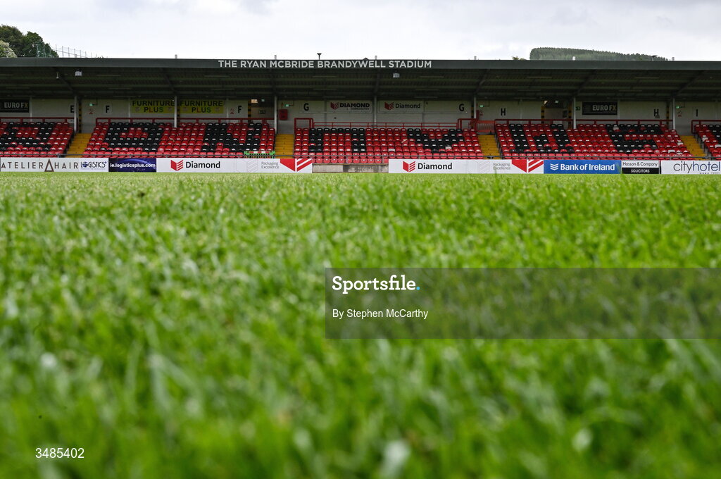 12 June 2026; A general view of the newly laid hybrid pitch of The Ryan McBride Brandywell Stadium ahead of the SSE Airtricity Men’s Premier Division match between Derry City and Bohemians at Derry City's temporary home Find Insurance Celtic Park in Derry. Photo by Stephen McCarthy/Sportsfile
