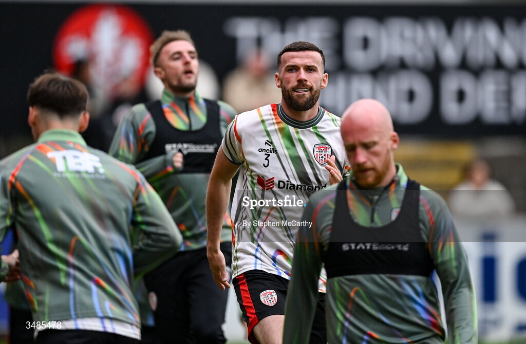 12 June 2026; Patrick McClean of Derry City warms up before the SSE Airtricity Men’s Premier Division match between Derry City and Bohemians at Find Insurance Celtic Park in Derry. Photo by Stephen McCarthy/Sportsfile