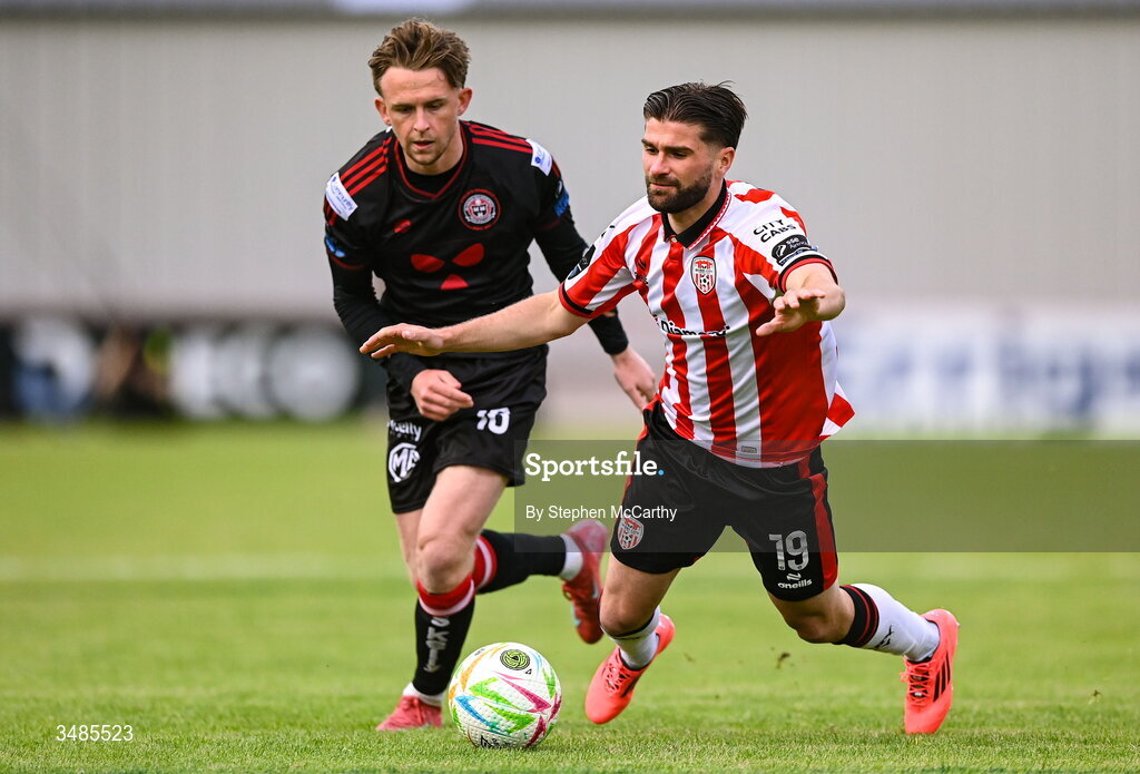 12 June 2026; Brandon Fleming of Derry City in action against Darragh Power of Bohemians during the SSE Airtricity Men’s Premier Division match between Derry City and Bohemians at Find Insurance Celtic Park in Derry. Photo by Stephen McCarthy/Sportsfile