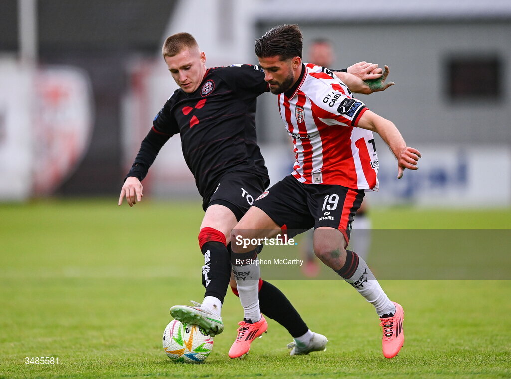 12 June 2026; Brandon Fleming of Derry City in action against Ross Tierney of Bohemians during the SSE Airtricity Men’s Premier Division match between Derry City and Bohemians at Find Insurance Celtic Park in Derry. Photo by Stephen McCarthy/Sportsfile