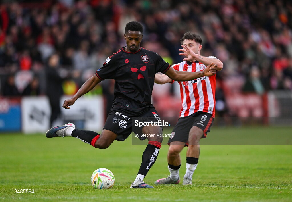 12 June 2026; Sadou Diallo of Bohemians in action against Adam O'Reilly of Derry City during the SSE Airtricity Men’s Premier Division match between Derry City and Bohemians at Find Insurance Celtic Park in Derry. Photo by Stephen McCarthy/Sportsfile
