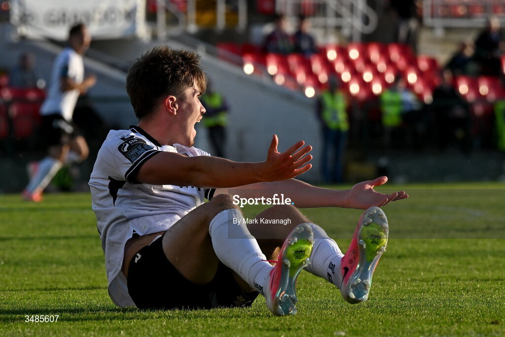 12 June 2026; Eoin Kenny of Dundalk reacts during the SSE Airtricity Men’s Premier Division match between Galway United and Dundalk at Turner's Cross Stadium in Cork. Photo by Mark Kavanagh/Sportsfile