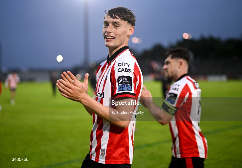 12 June 2026; Conor Barr of Derry City acknowledges his side's supporters after the SSE Airtricity Men’s Premier Division match between Derry City and Bohemians at Find Insurance Celtic Park in Derry. Photo by Stephen McCarthy/Sportsfile
