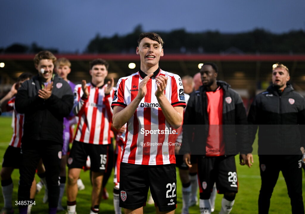 12 June 2026; Conor Barr of Derry City acknowledges his side's supporters after the SSE Airtricity Men’s Premier Division match between Derry City and Bohemians at Find Insurance Celtic Park in Derry. Photo by Stephen McCarthy/Sportsfile