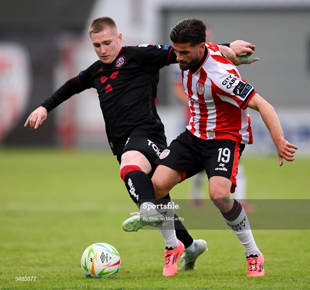 12 June 2026; Brandon Fleming of Derry City in action against Ross Tierney of Bohemians during the SSE Airtricity Men’s Premier Division match between Derry City and Bohemians at Find Insurance Celtic Park in Derry. Photo by Stephen McCarthy/Sportsfile