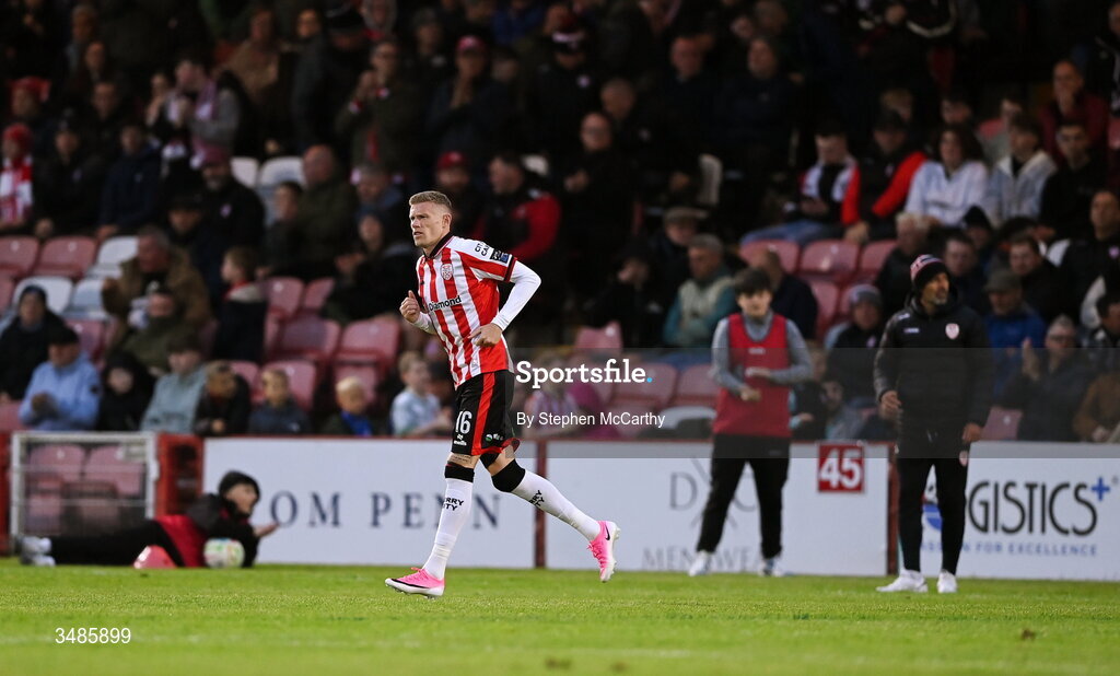 12 June 2026; James McClean of Derry City comes onto the pitch during a second half substitution during the SSE Airtricity Men’s Premier Division match between Derry City and Bohemians at Find Insurance Celtic Park in Derry. Photo by Stephen McCarthy/Sportsfile