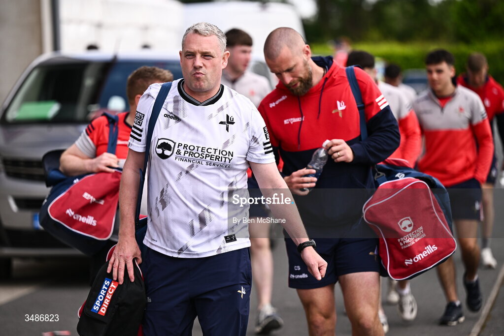 14 June 2026; Louth manager Gavin Devlin arrives before the GAA Football All-Ireland Senior Championship Round 2A match between Louth and Armagh at Páirc Grattan in Inniskeen, Monaghan. Photo by Ben McShane/Sportsfile