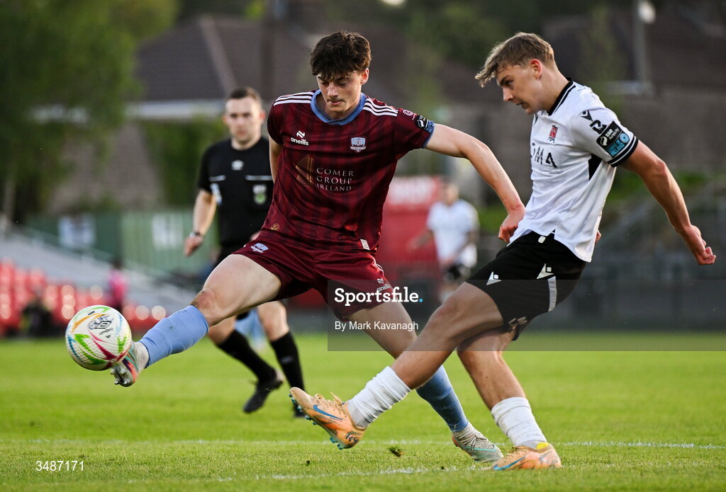 12 June 2026; Ronan Teahan of Dundalk in action against Axel Piesold of Galway United during the SSE Airtricity Men’s Premier Division match between Galway United and Dundalk at Turner's Cross Stadium in Cork. Photo by Mark Kavanagh/Sportsfile