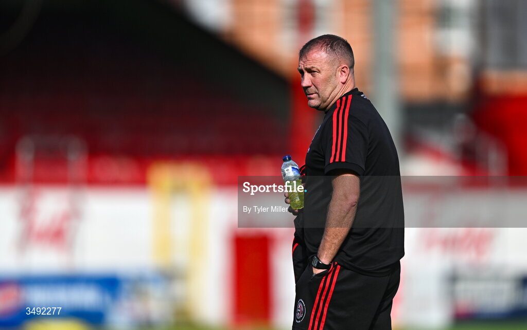 22 June 2026; Bohemians manager Alan Reynolds before the SSE Airtricity Men’s Premier Division match between Shelbourne and Bohemians at Tolka Park in Dublin. Photo by Tyler Miller/Sportsfile