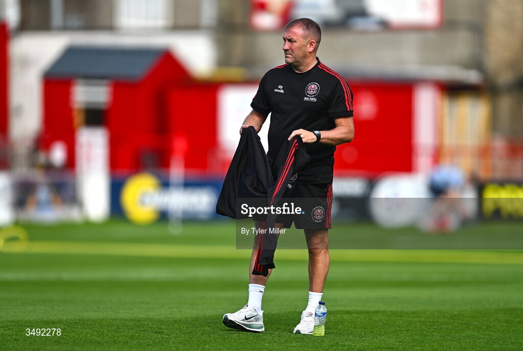 22 June 2026; Bohemians manager Alan Reynolds before the SSE Airtricity Men’s Premier Division match between Shelbourne and Bohemians at Tolka Park in Dublin. Photo by Tyler Miller/Sportsfile