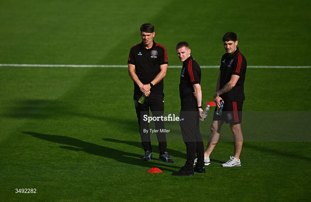 22 June 2026; Bohemians players, from left, Dayle Rooney, Ross Tierney and Dawson Devoy before the SSE Airtricity Men’s Premier Division match between Shelbourne and Bohemians at Tolka Park in Dublin. Photo by Tyler Miller/Sportsfile