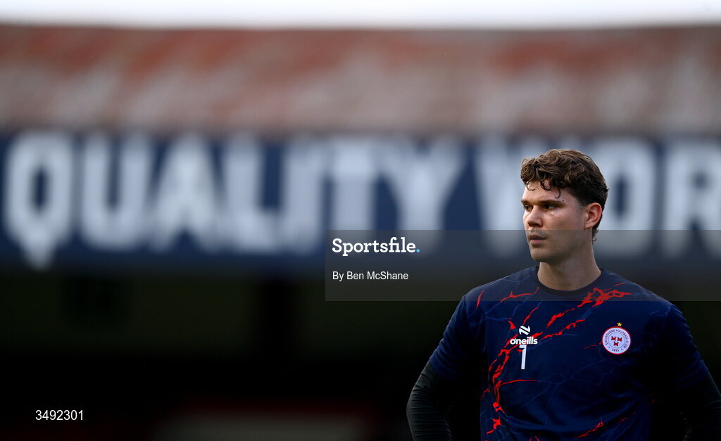 22 June 2026; Shelbourne goalkeeper Wessel Speel before the SSE Airtricity Men’s Premier Division match between Shelbourne and Bohemians at Tolka Park in Dublin. Photo by Ben McShane/Sportsfile