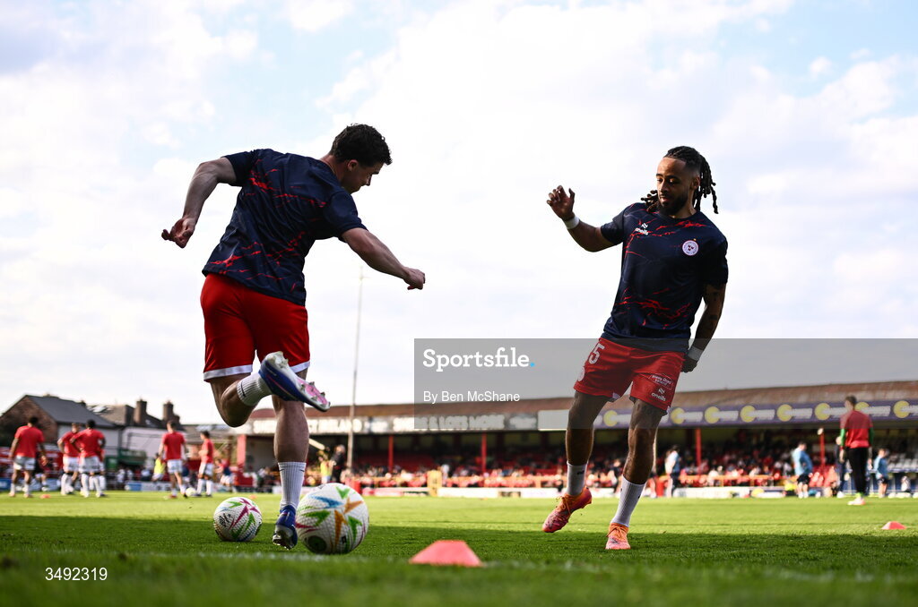 22 June 2026; Ali Coote, left, and Milan Mbeng of Shelbourne before the SSE Airtricity Men’s Premier Division match between Shelbourne and Bohemians at Tolka Park in Dublin. Photo by Ben McShane/Sportsfile