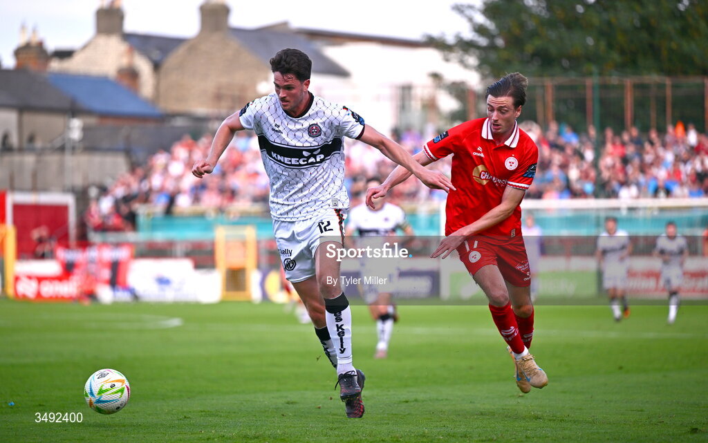 22 June 2026; Patrick Hickey of Bohemians in action against Daniel Kelly of Shelbourne during the SSE Airtricity Men’s Premier Division match between Shelbourne and Bohemians at Tolka Park in Dublin. Photo by Tyler Miller/Sportsfile