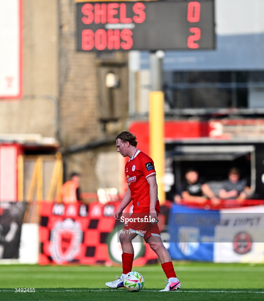 22 June 2026; Jack Henry-Francis of Shelbourne reacts after his side conceded their second goal during the SSE Airtricity Men’s Premier Division match between Shelbourne and Bohemians at Tolka Park in Dublin. Photo by Tyler Miller/Sportsfile