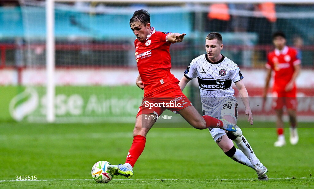 22 June 2026; Evan Caffrey of Shelbourne in action against Ross Tierney of Bohemians during the SSE Airtricity Men’s Premier Division match between Shelbourne and Bohemians at Tolka Park in Dublin. Photo by Tyler Miller/Sportsfile