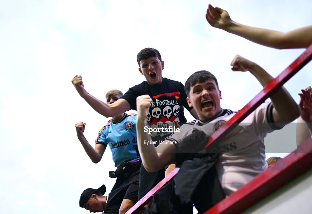 22 June 2026; Bohemians supporters celebrate after their side's third goal, scored by Ross Tierney, not pictured, during the SSE Airtricity Men’s Premier Division match between Shelbourne and Bohemians at Tolka Park in Dublin. Photo by Ben McShane/Sportsfile