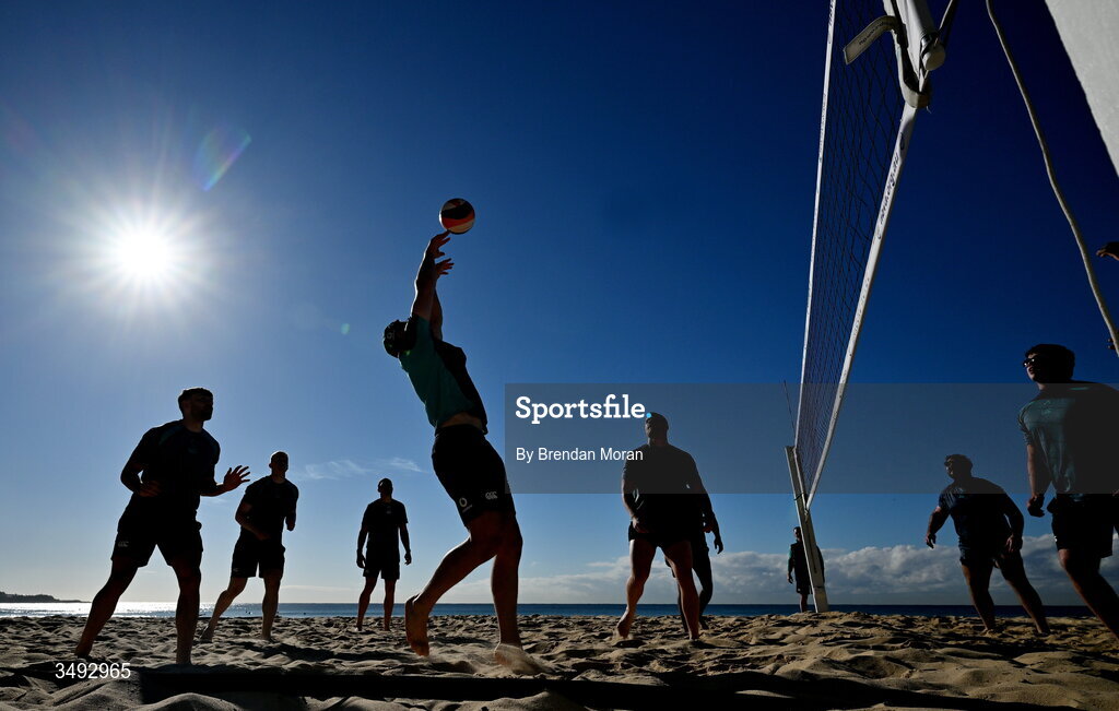24 June 2026; Ireland rugby squad member Robbie Henshaw of Leinster as the squad relaxed with a game of beach volleyball on Manly Beach in Sydney, Australia. Photo by Brendan Moran/Sportsfile