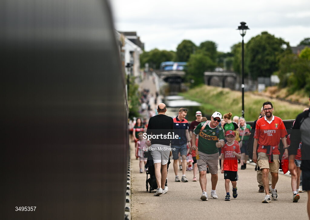 27 June 2026; Supporters arrive before the GAA Football All-Ireland Senior Championship quarter-final match between Cork and Mayo at Croke Park in Dublin. Photo by Ben McShane/Sportsfile