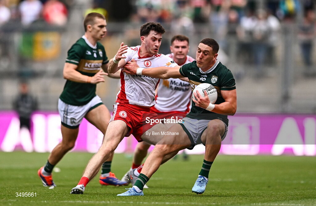 27 June 2026; Joe O'Connor of Kerry is tackled by Ciaran Daly of Tyrone during the GAA Football All-Ireland Senior Championship quarter-final match between Kerry and Tyrone at Croke Park in Dublin. Photo by Ben McShane/Sportsfile