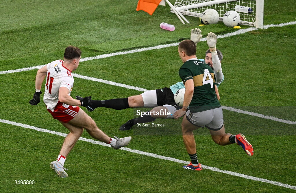 27 June 2026; Ronan Cassidy of Tyrone has his shot saved by Kerry goalkeeper Shane Murphy during the GAA Football All-Ireland Senior Championship quarter-final match between Kerry and Tyrone at Croke Park in Dublin. Photo by Sam Barnes/Sportsfile