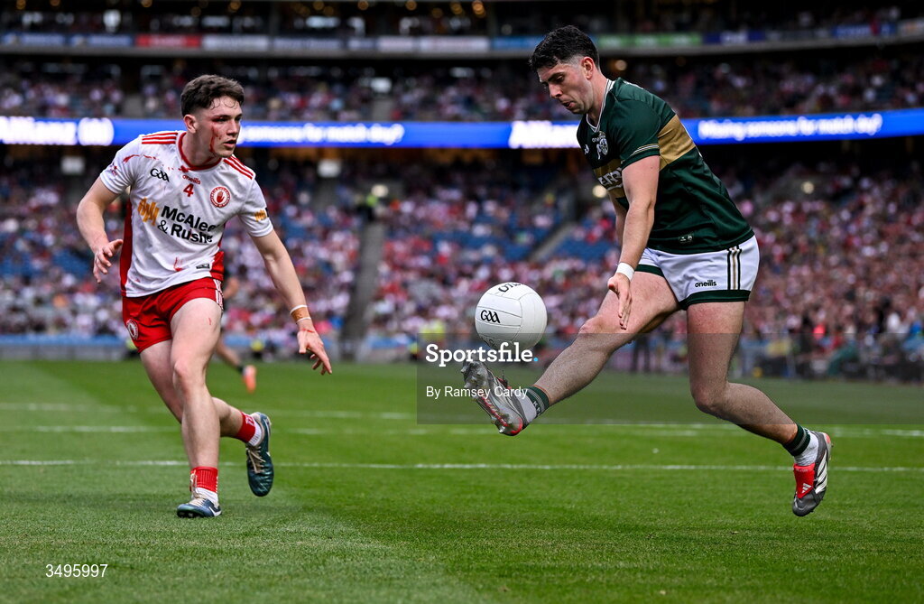 27 June 2026; Dylan Geaney of Kerry in action against Joey Clarke of Tyrone during the GAA Football All-Ireland Senior Championship quarter-final match between Kerry and Tyrone at Croke Park in Dublin. Photo by Ramsey Cardy/Sportsfile