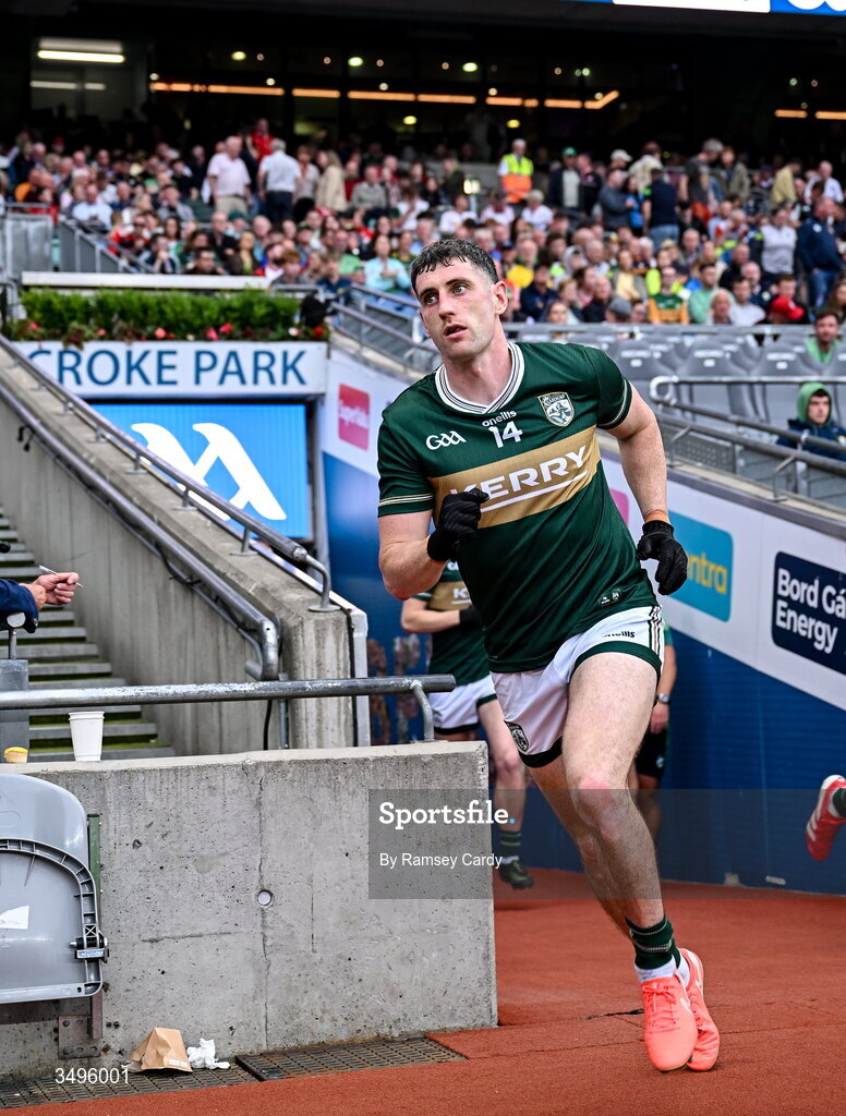 27 June 2026; Paul Geaney of Kerry runs out for the second half of the GAA Football All-Ireland Senior Championship quarter-final match between Kerry and Tyrone at Croke Park in Dublin. Photo by Ramsey Cardy/Sportsfile