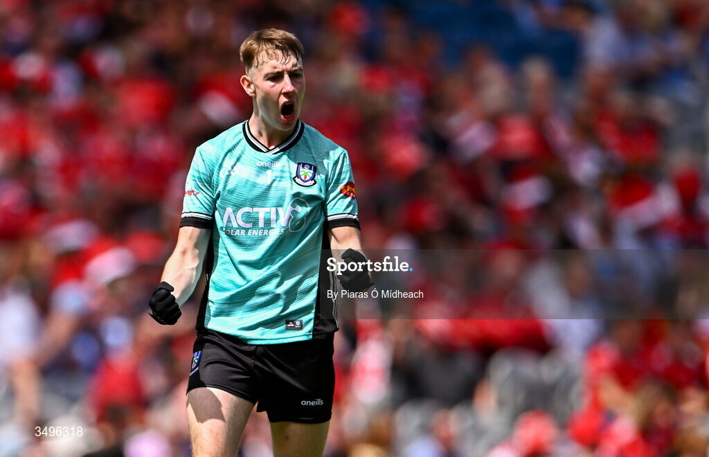 28 June 2026; Monaghan goalkeeper Jamie Mooney celebrates his side's first goal, scored by team-mate Oisin McGorman, during the GAA Football All-Ireland Senior Championship quarter-final match between Louth and Monaghan at Croke Park in Dublin. Photo by Piaras Ó Mídheach/Sportsfile
