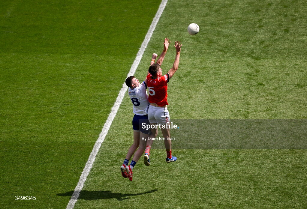 28 June 2026; Dara McDonnell of Louth in action against Oisín McGorman of Monaghan during the GAA Football All-Ireland Senior Championship quarter-final match between Louth and Monaghan at Croke Park in Dublin. Photo by Daire Brennan/Sportsfile
