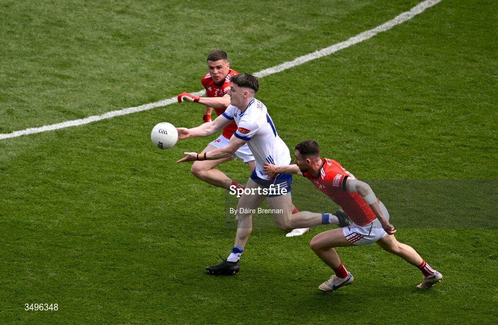 28 June 2026; Stephen O'Hanlon of Monaghan in action against Conal McKeever, left, and Ciaran Downey of Louth during the GAA Football All-Ireland Senior Championship quarter-final match between Louth and Monaghan at Croke Park in Dublin. Photo by Daire Brennan/Sportsfile