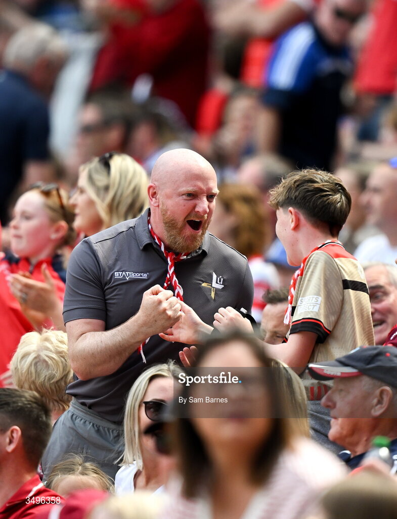 28 June 2026; Louth supporters celebrate a score during the GAA Football All-Ireland Senior Championship quarter-final match between Louth and Monaghan at Croke Park in Dublin. Photo by Sam Barnes/Sportsfile