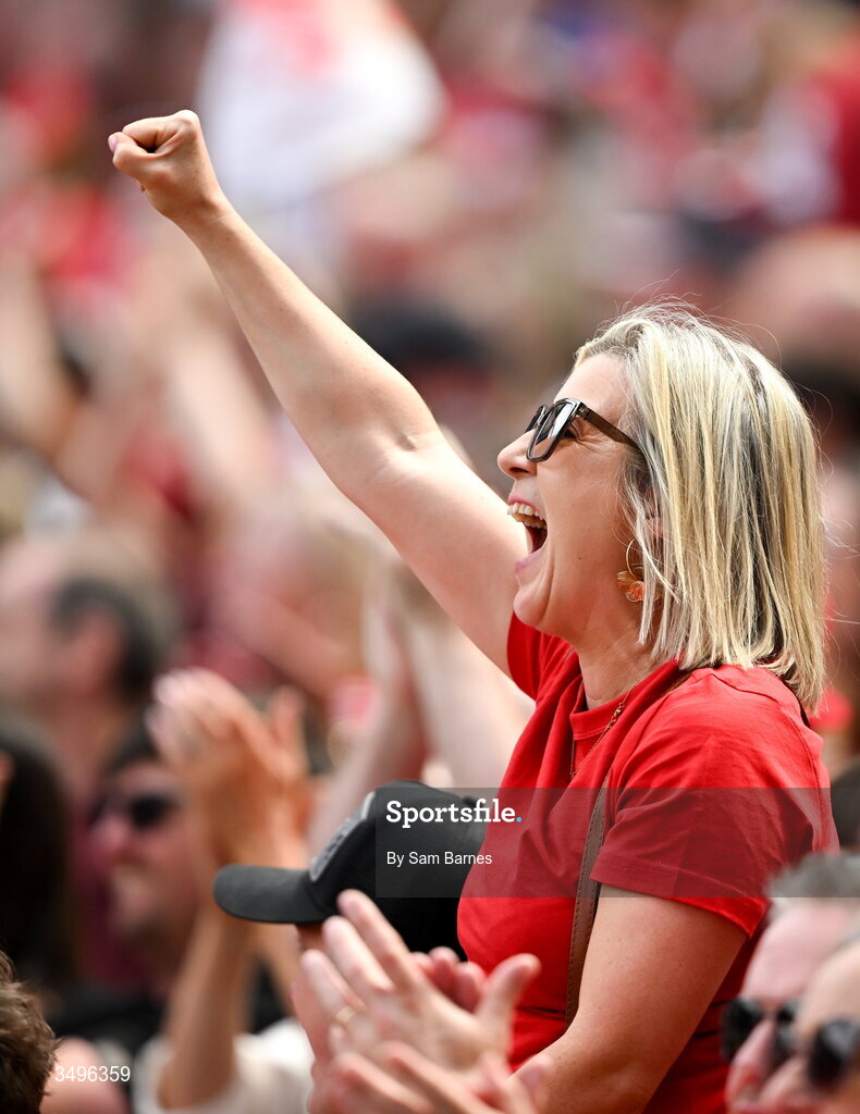 28 June 2026; Louth supporters celebrate a score during the GAA Football All-Ireland Senior Championship quarter-final match between Louth and Monaghan at Croke Park in Dublin. Photo by Sam Barnes/Sportsfile