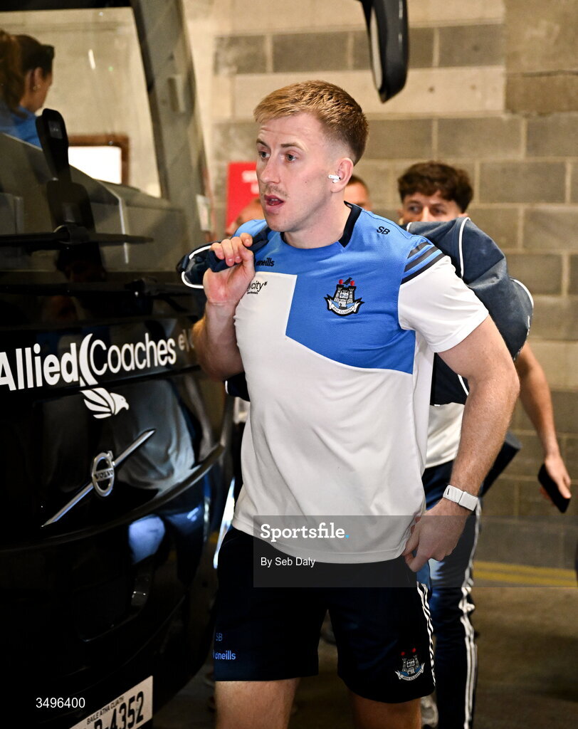 28 June 2026; Seán Bugler of Dublin arrives before the GAA Football All-Ireland Senior Championship quarter-final match between Dublin and Galway at Croke Park in Dublin. Photo by Seb Daly/Sportsfile