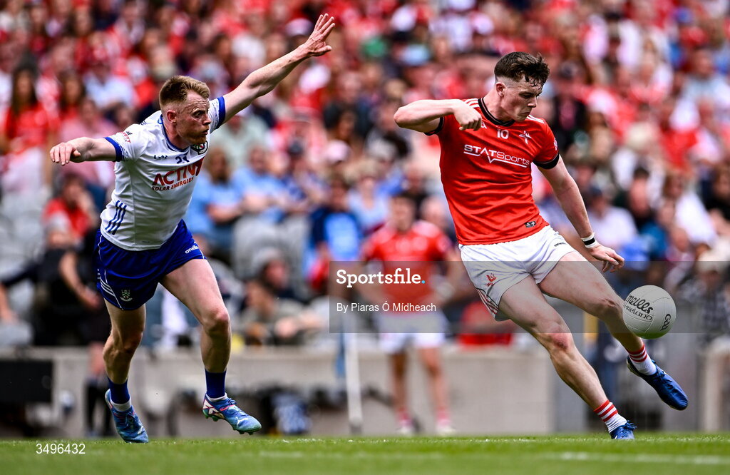 28 June 2026; James Maguire of Louth in action against Ryan McAnespie of Monaghan during the GAA Football All-Ireland Senior Championship quarter-final match between Louth and Monaghan at Croke Park in Dublin. Photo by Piaras Ó Mídheach/Sportsfile