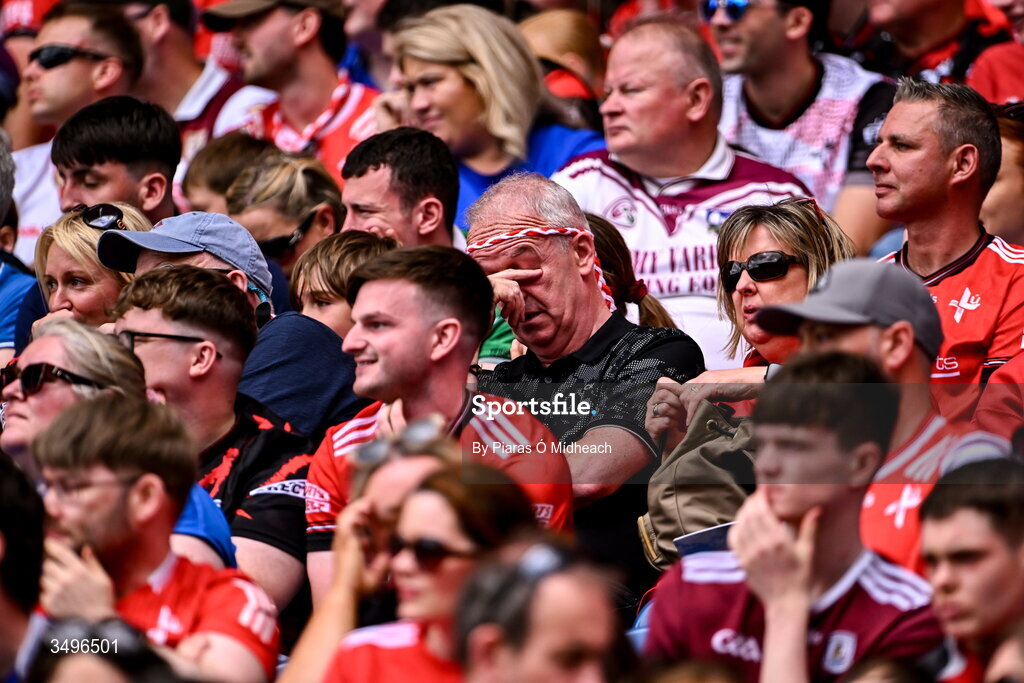 28 June 2026; A Louth supporter can't bear to watch the closing moments of the GAA Football All-Ireland Senior Championship quarter-final match between Louth and Monaghan at Croke Park in Dublin. Photo by Piaras Ó Mídheach/Sportsfile