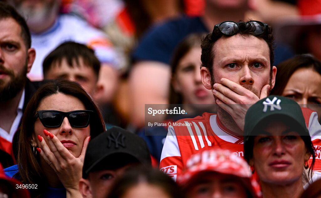 28 June 2026; Louth supporters during the closing moments of the GAA Football All-Ireland Senior Championship quarter-final match between Louth and Monaghan at Croke Park in Dublin. Photo by Piaras Ó Mídheach/Sportsfile