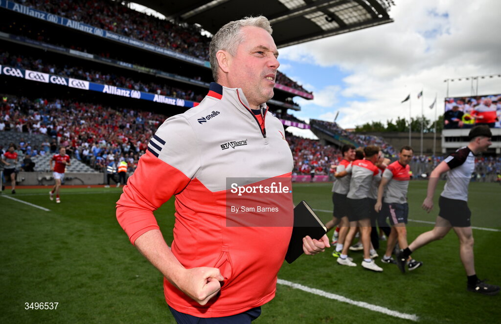 28 June 2026; Louth manager Gavin Devlin celebrates after his victory in the GAA Football All-Ireland Senior Championship quarter-final match between Louth and Monaghan at Croke Park in Dublin. Photo by Sam Barnes/Sportsfile