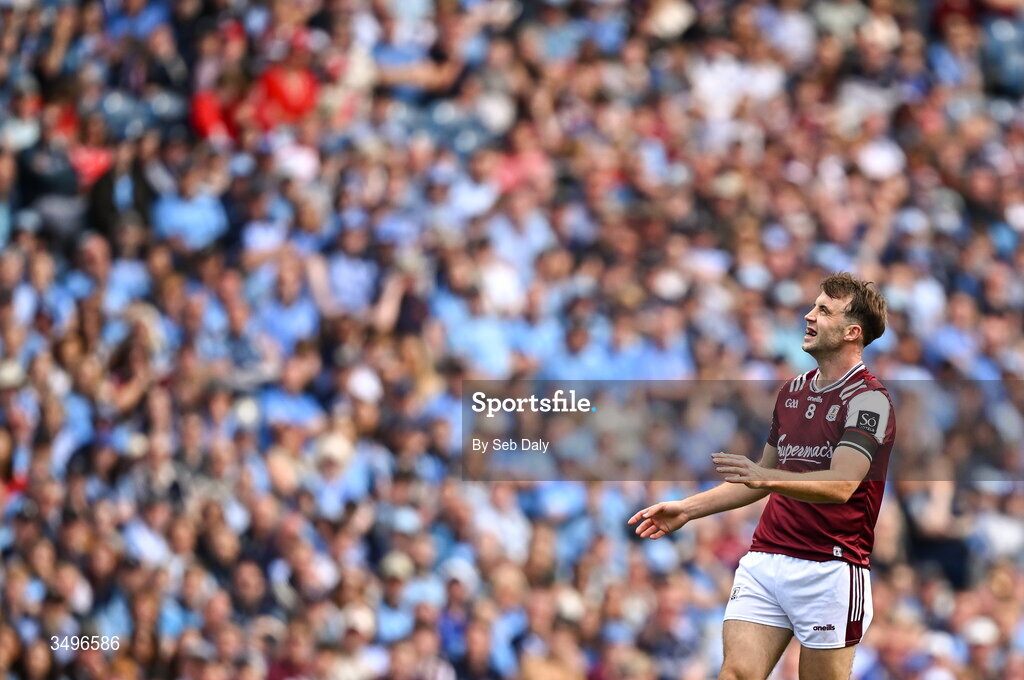 28 June 2026; Paul Conroy of Galway reacts after kicking wide during the GAA Football All-Ireland Senior Championship quarter-final match between Dublin and Galway at Croke Park in Dublin. Photo by Seb Daly/Sportsfile
