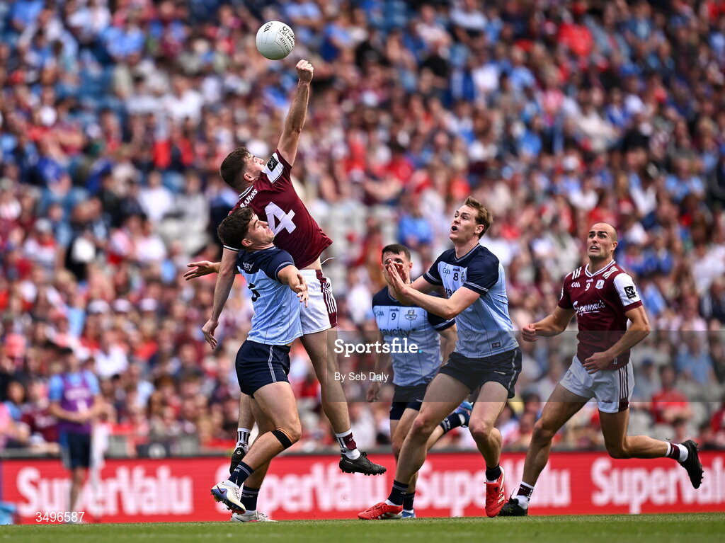 28 June 2026; Matthew Tierney of Galway in action against Theo Clancy of Dublin during the GAA Football All-Ireland Senior Championship quarter-final match between Dublin and Galway at Croke Park in Dublin. Photo by Seb Daly/Sportsfile