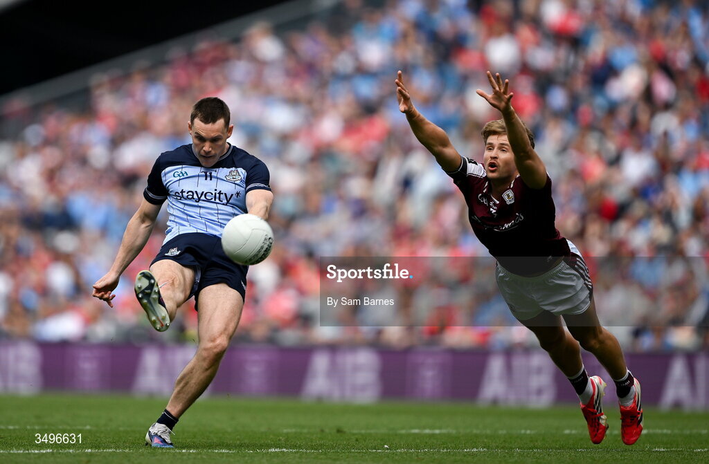 28 June 2026; Con O'Callaghan of Dublin in action against Cian Hernon of Galway during the GAA Football All-Ireland Senior Championship quarter-final match between Dublin and Galway at Croke Park in Dublin. Photo by Sam Barnes/Sportsfile
