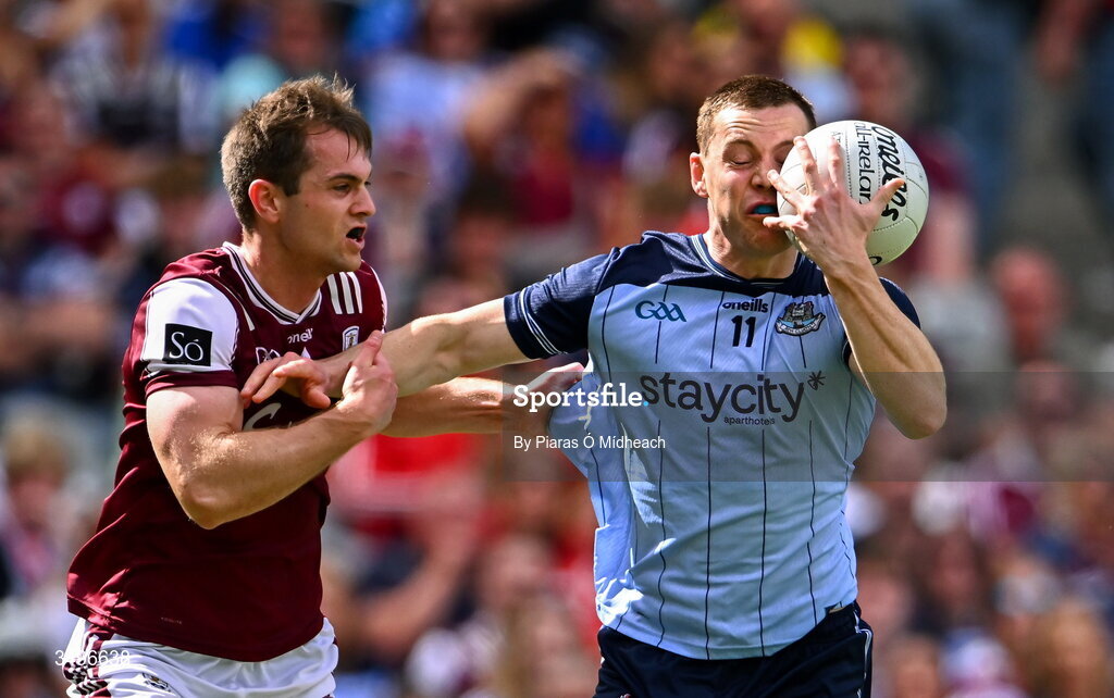 28 June 2026; Con O'Callaghan of Dublin in action against Liam Silke of Galway during the GAA Football All-Ireland Senior Championship quarter-final match between Dublin and Galway at Croke Park in Dublin. Photo by Piaras Ó Mídheach/Sportsfile