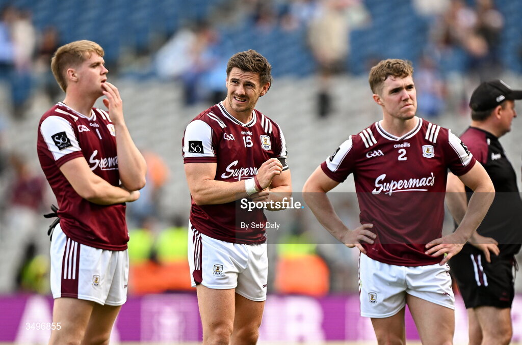 28 June 2026; Shane Walsh of Galway, centre, and teammates after their side's defeat in the GAA Football All-Ireland Senior Championship quarter-final match between Dublin and Galway at Croke Park in Dublin. Photo by Seb Daly/Sportsfile