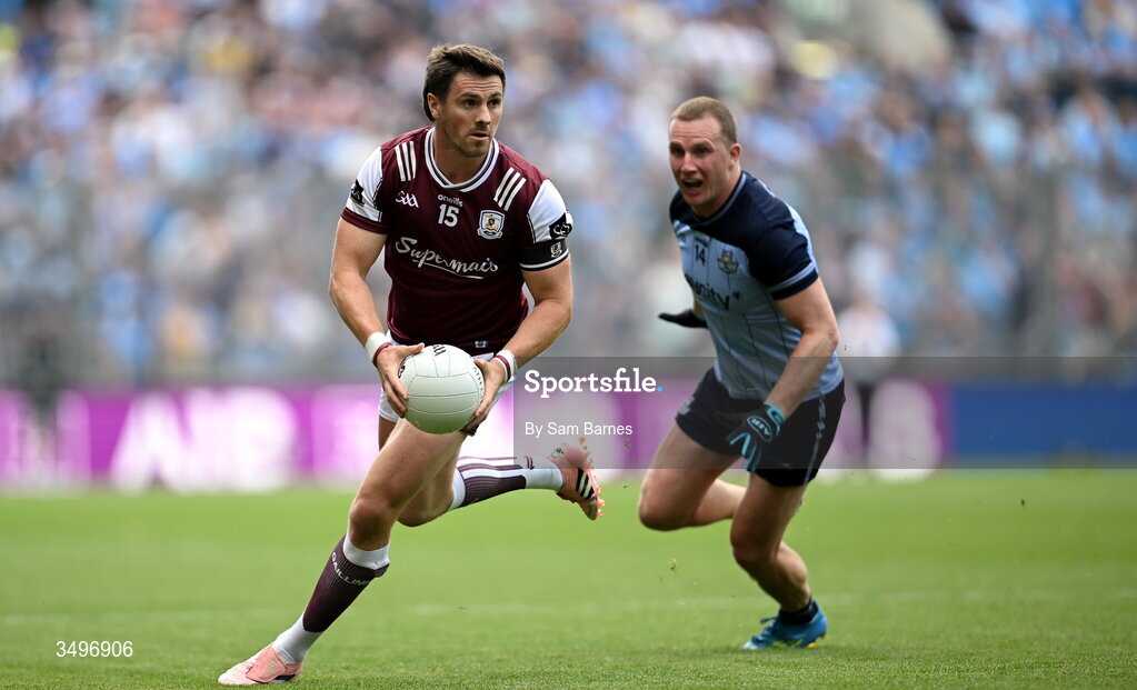 28 June 2026; Shane Walsh of Galway in action against Ciaran Kilkenny of Dublin during the GAA Football All-Ireland Senior Championship quarter-final match between Dublin and Galway at Croke Park in Dublin. Photo by Sam Barnes/Sportsfile